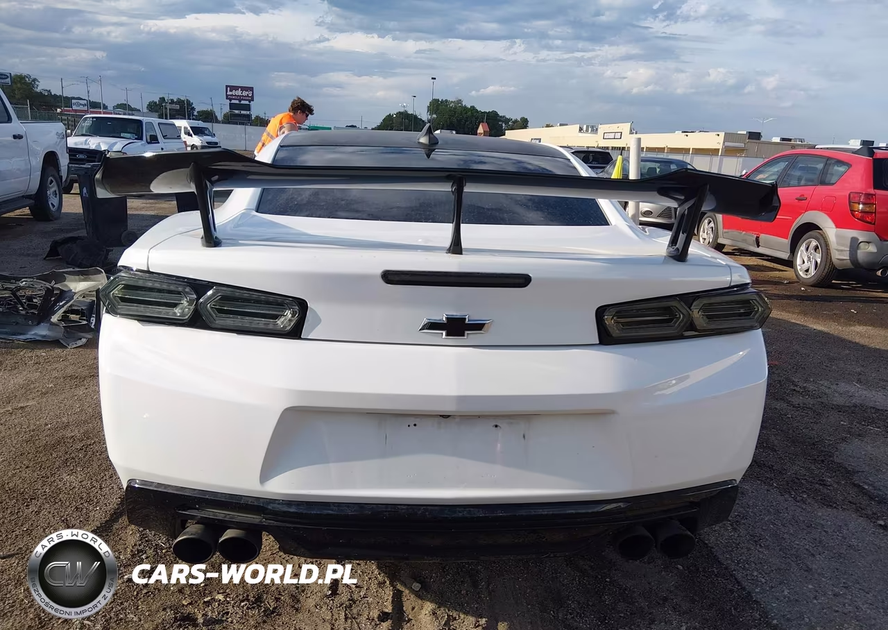 2018 Chevrolet Camaro 1Ss VIN:1G1FF1R70J0188687 - 17