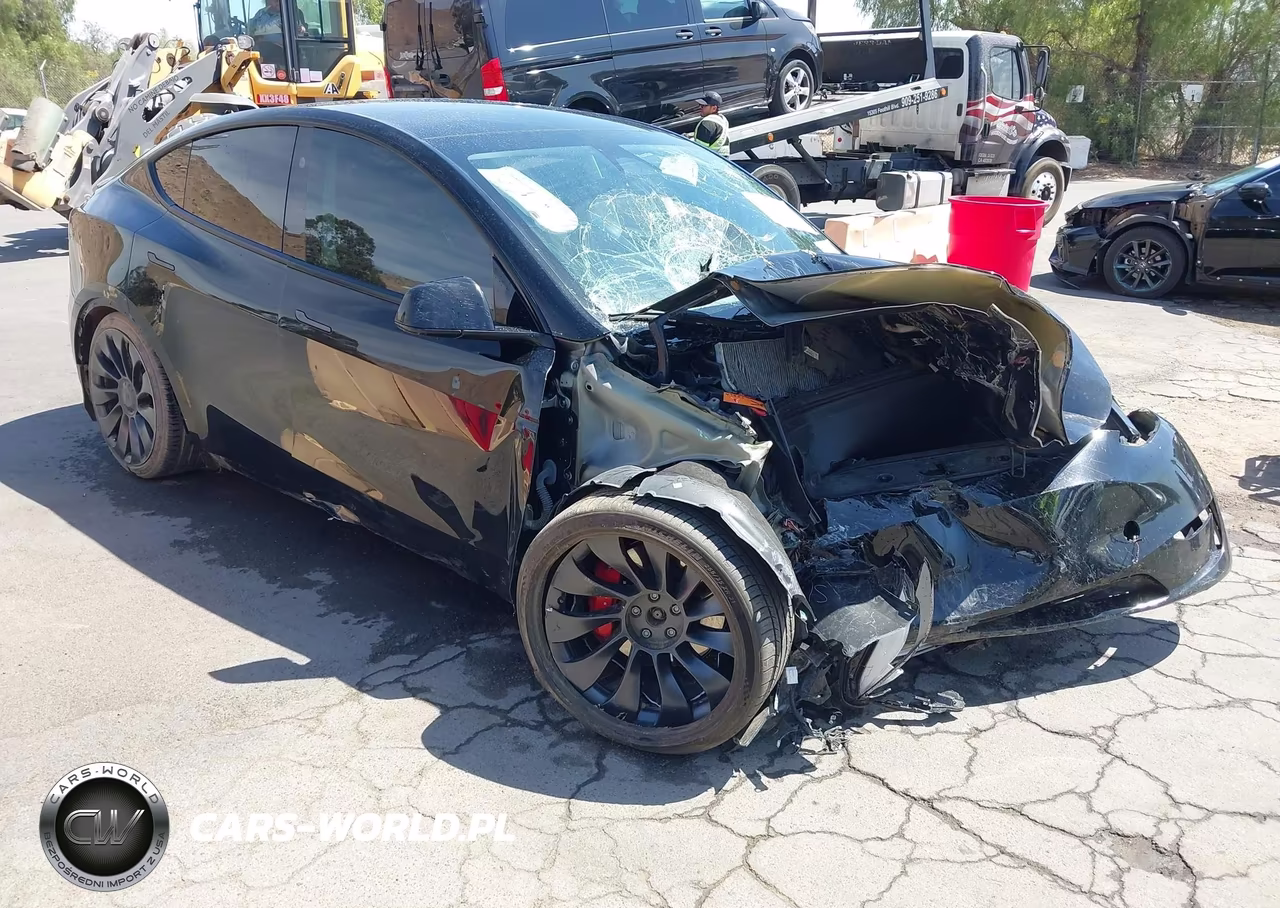 2023 Tesla Model Y Performance Dual Motor All-Wheel Drive – zdjęcie 1 z 19