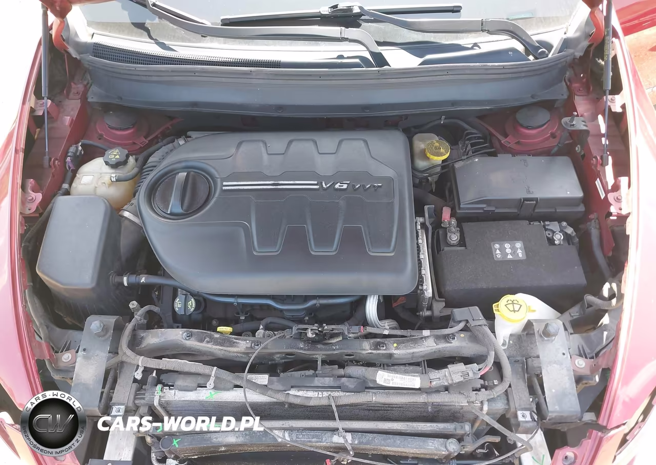 2015 Jeep Cherokee Latitude VIN:1C4PJMCS0FW737012 - 10