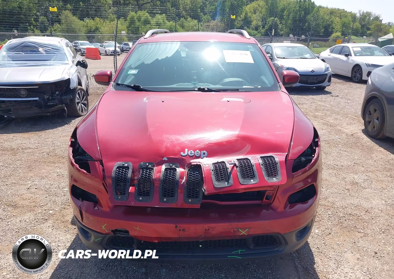 2015 Jeep Cherokee Latitude VIN:1C4PJMCS0FW737012 - 13