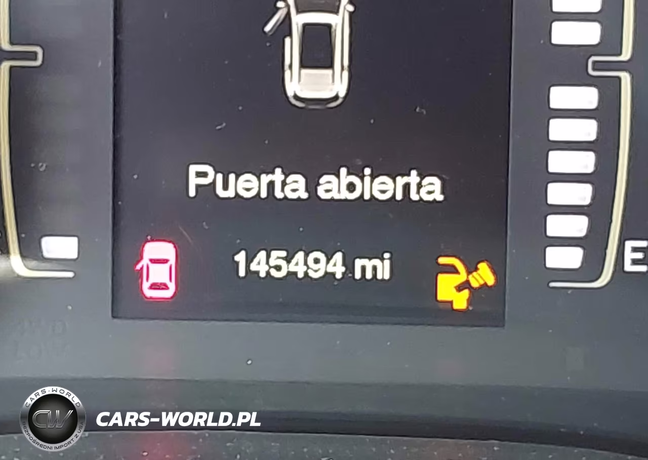 2015 Jeep Cherokee Latitude VIN:1C4PJMCS0FW737012 - 16