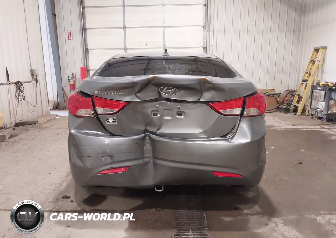 2013 Hyundai Elantra Gls VIN:5NPDH4AE2DH335216 - 16