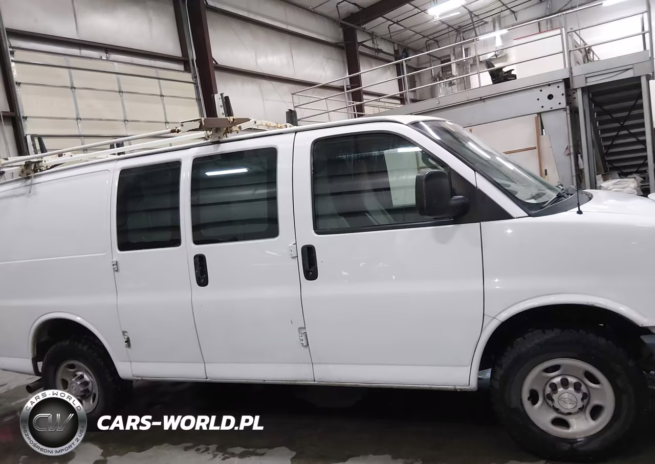 2016 Chevrolet Express 2500 Work Van VIN:1GCWGAFF1G1290678 - 13
