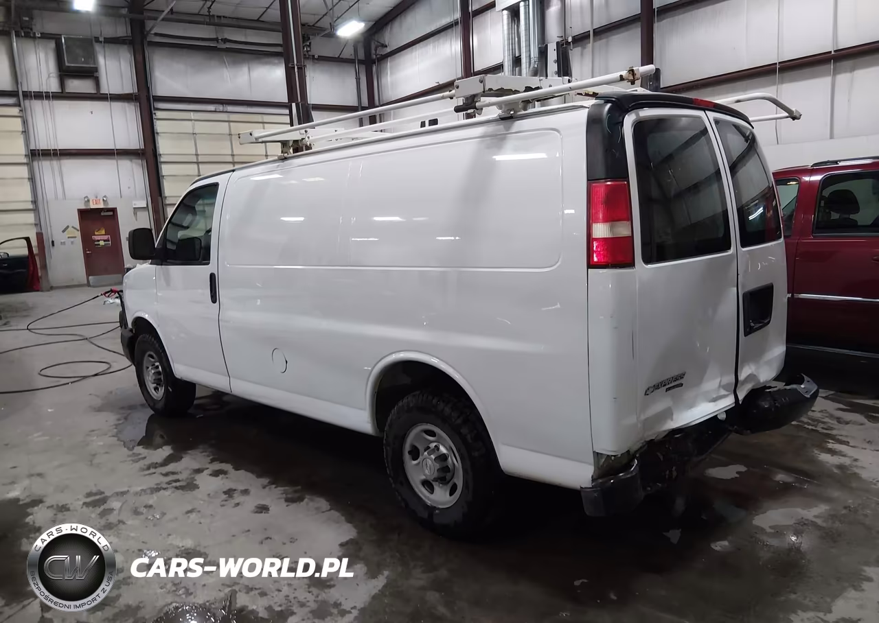 2016 Chevrolet Express 2500 Work Van VIN:1GCWGAFF1G1290678 - 3