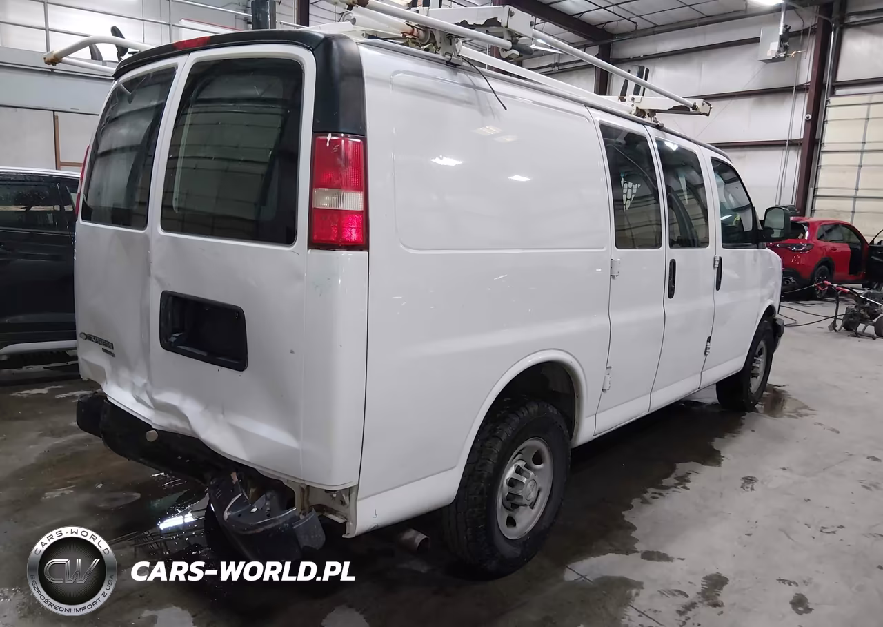 2016 Chevrolet Express 2500 Work Van VIN:1GCWGAFF1G1290678 - 4