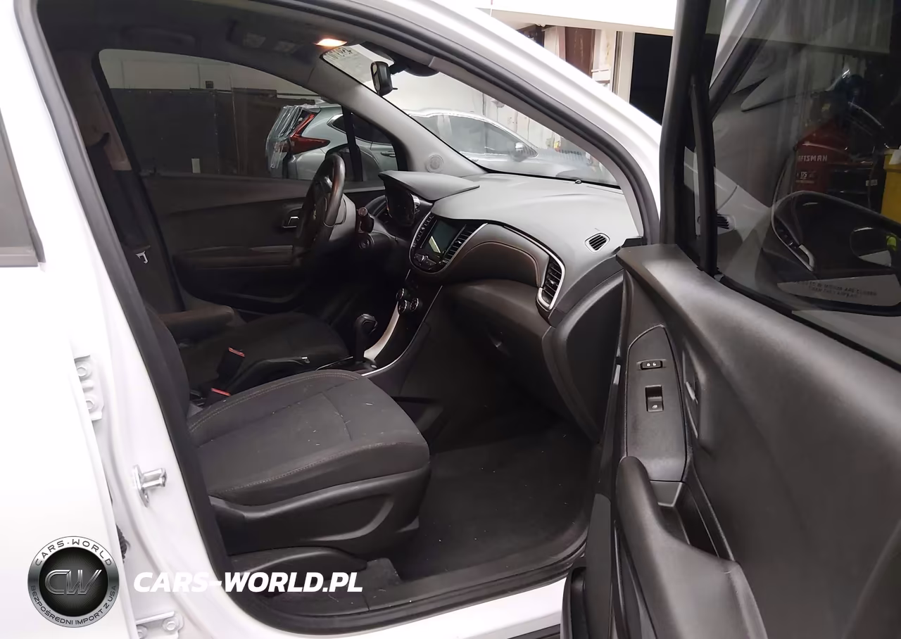 2020 Chevrolet Trax Fwd Ls VIN:3GNCJKSB1LL112065 - 5
