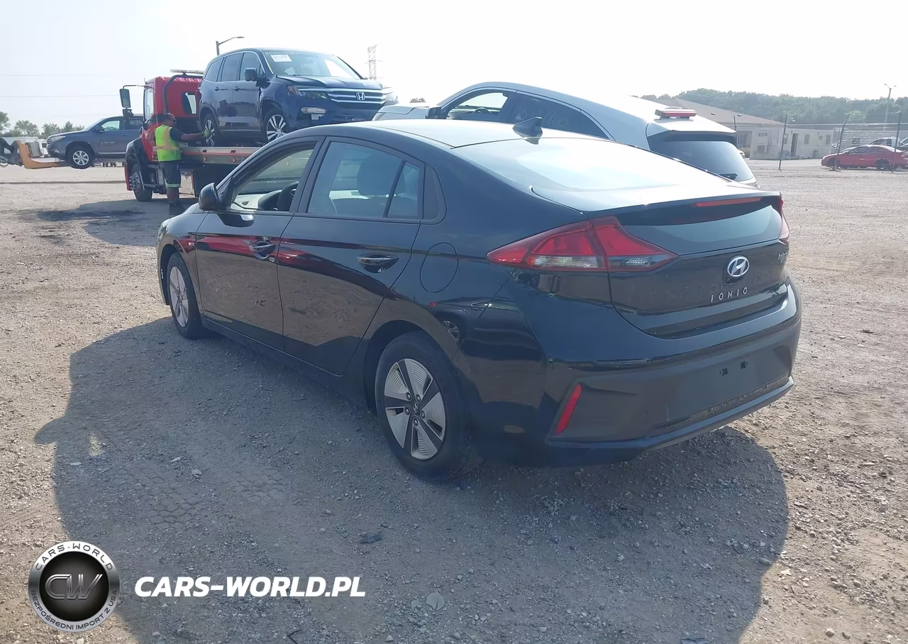 2017 Hyundai Ioniq Hybrid Blue VIN:KMHC65LC1HU056351 - 3