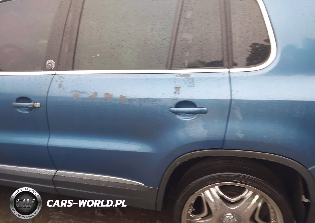 2017 Volkswagen Tiguan 2.0T Wolfsburg Edition VIN:WVGSV7AX0HW509217 - 6