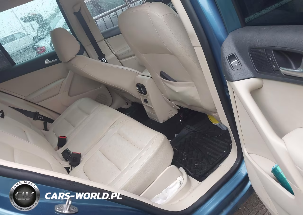 2017 Volkswagen Tiguan 2.0T Wolfsburg Edition VIN:WVGSV7AX0HW509217 - 8