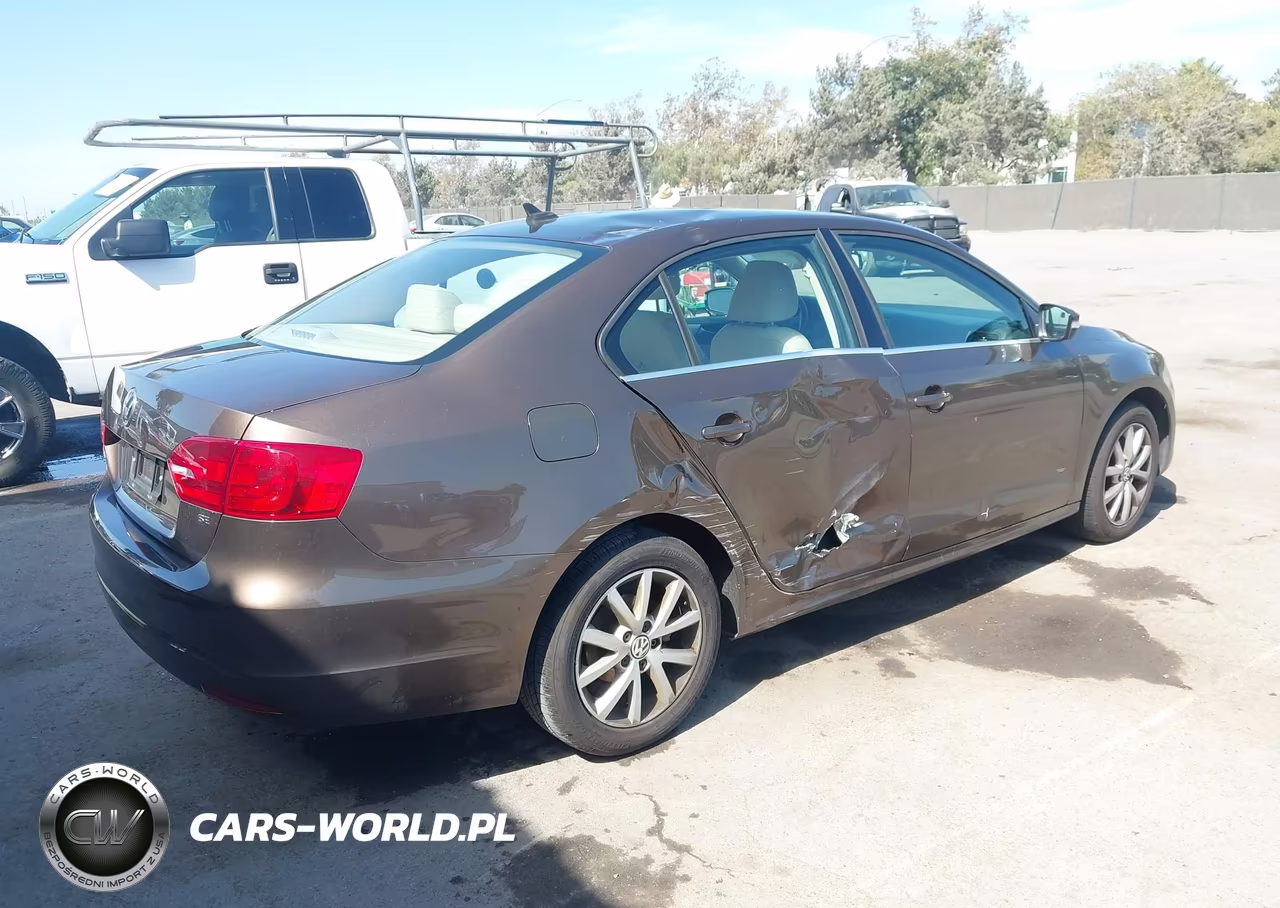 2014 Volkswagen Jetta 1.8T Se VIN:3VWD17AJ7EM299907 - 4
