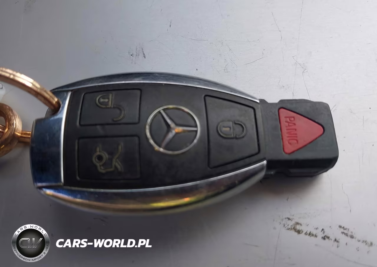 2015 Mercedes-Benz C 300 4Matic VIN:55SWF4KB0FU090967 - 11