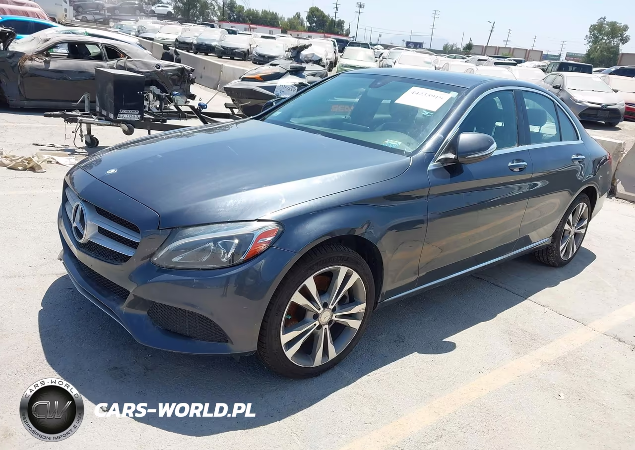 2015 Mercedes-Benz C 300 4Matic VIN:55SWF4KB0FU090967 - 2