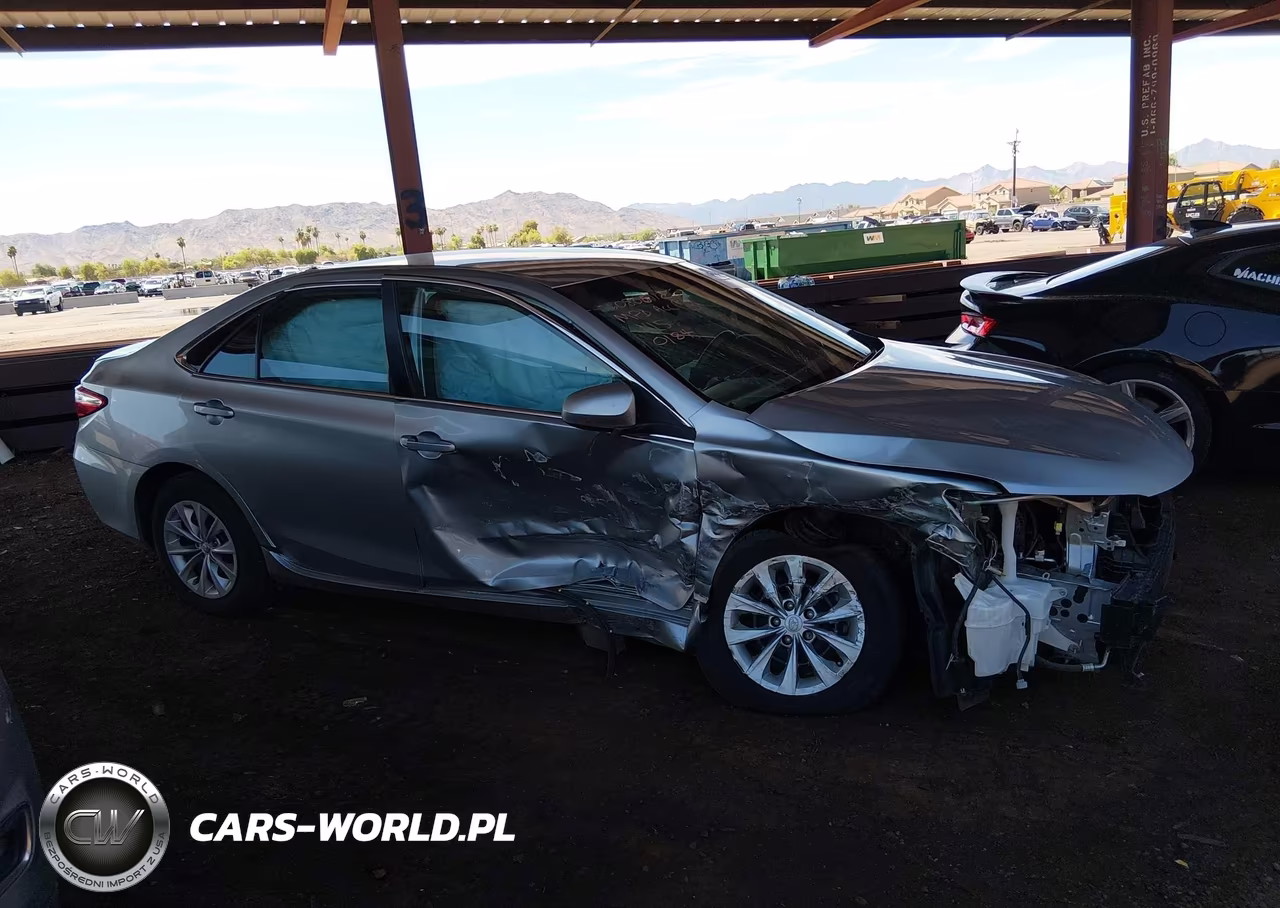 2017 Toyota Camry Le VIN:4T1BF1FK3HU620184 - 12