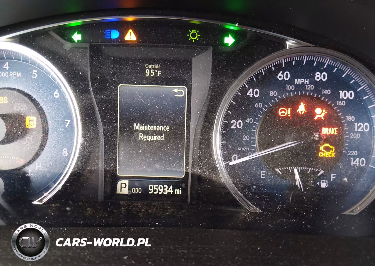 2017 Toyota Camry Le VIN:4T1BF1FK3HU620184 - 14
