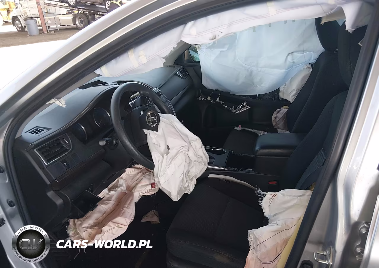 2017 Toyota Camry Le VIN:4T1BF1FK3HU620184 - 5