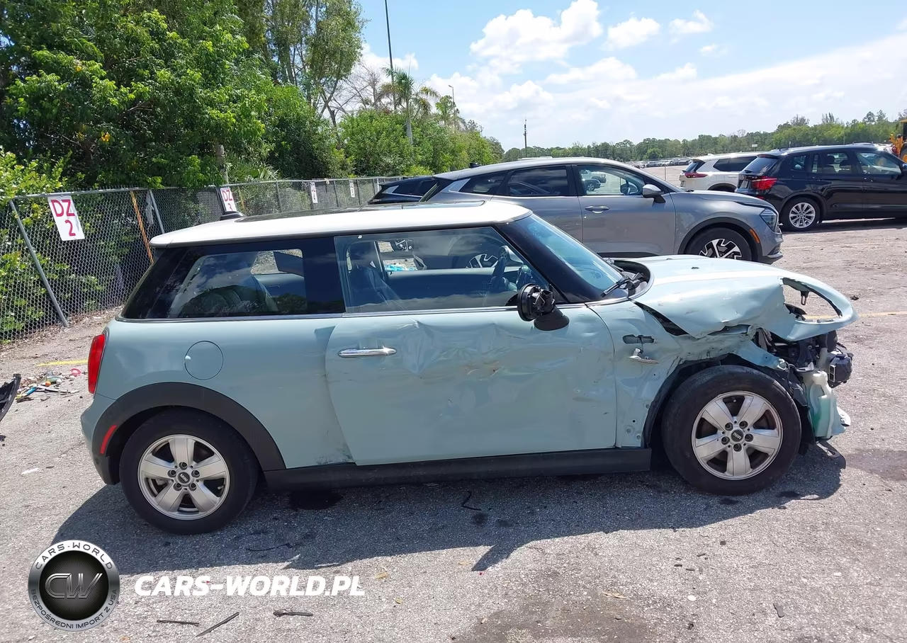 2018 Mini Hardtop Cooper-Oxford Edition VIN:WMWXP5C58J2G63613 - 14
