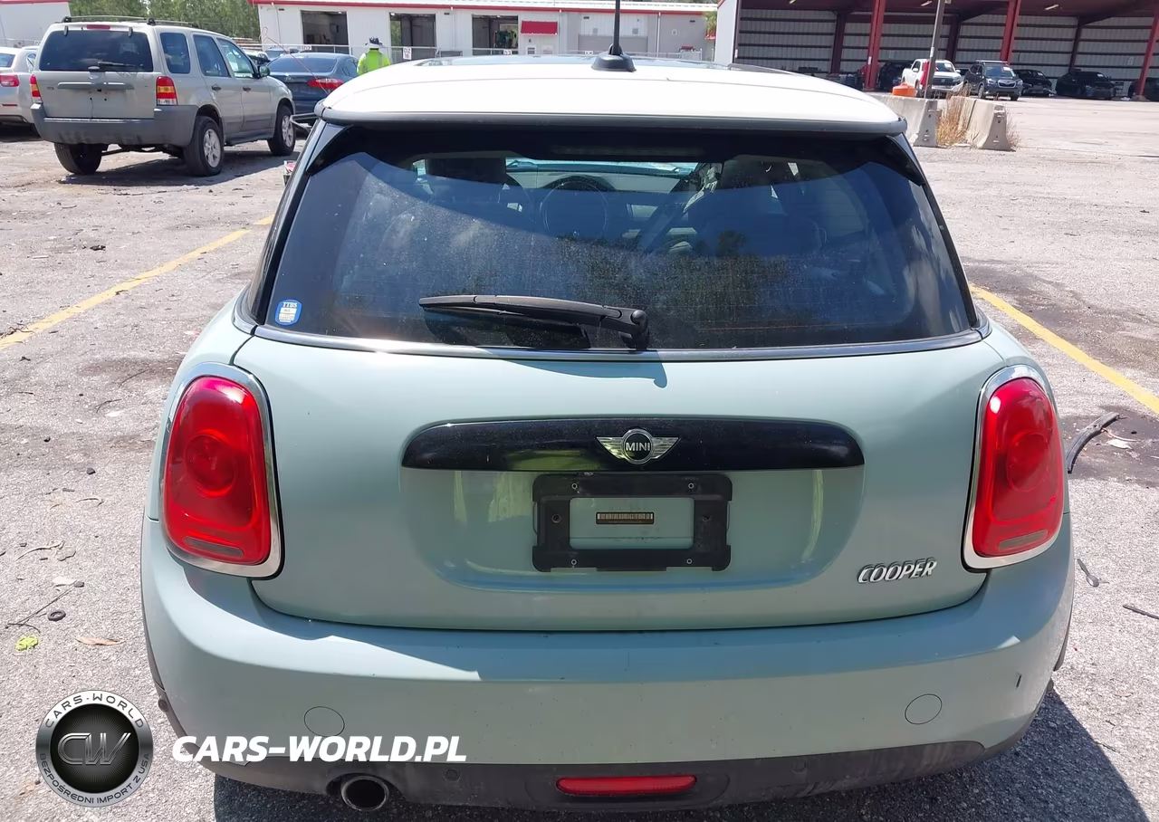 2018 Mini Hardtop Cooper-Oxford Edition VIN:WMWXP5C58J2G63613 - 17