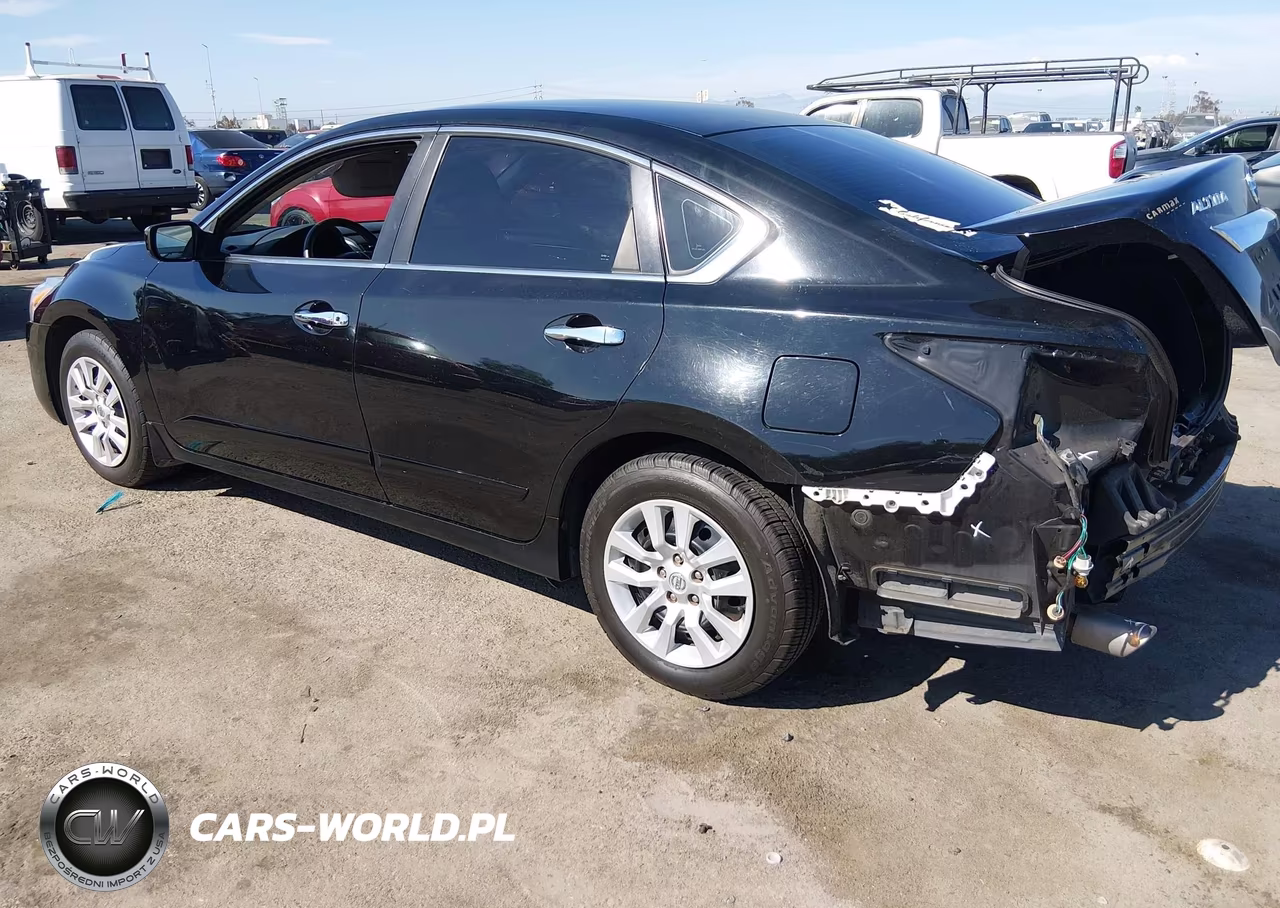 2015 Nissan Altima 2.5 S VIN:1N4AL3AP0FC570053 - 3