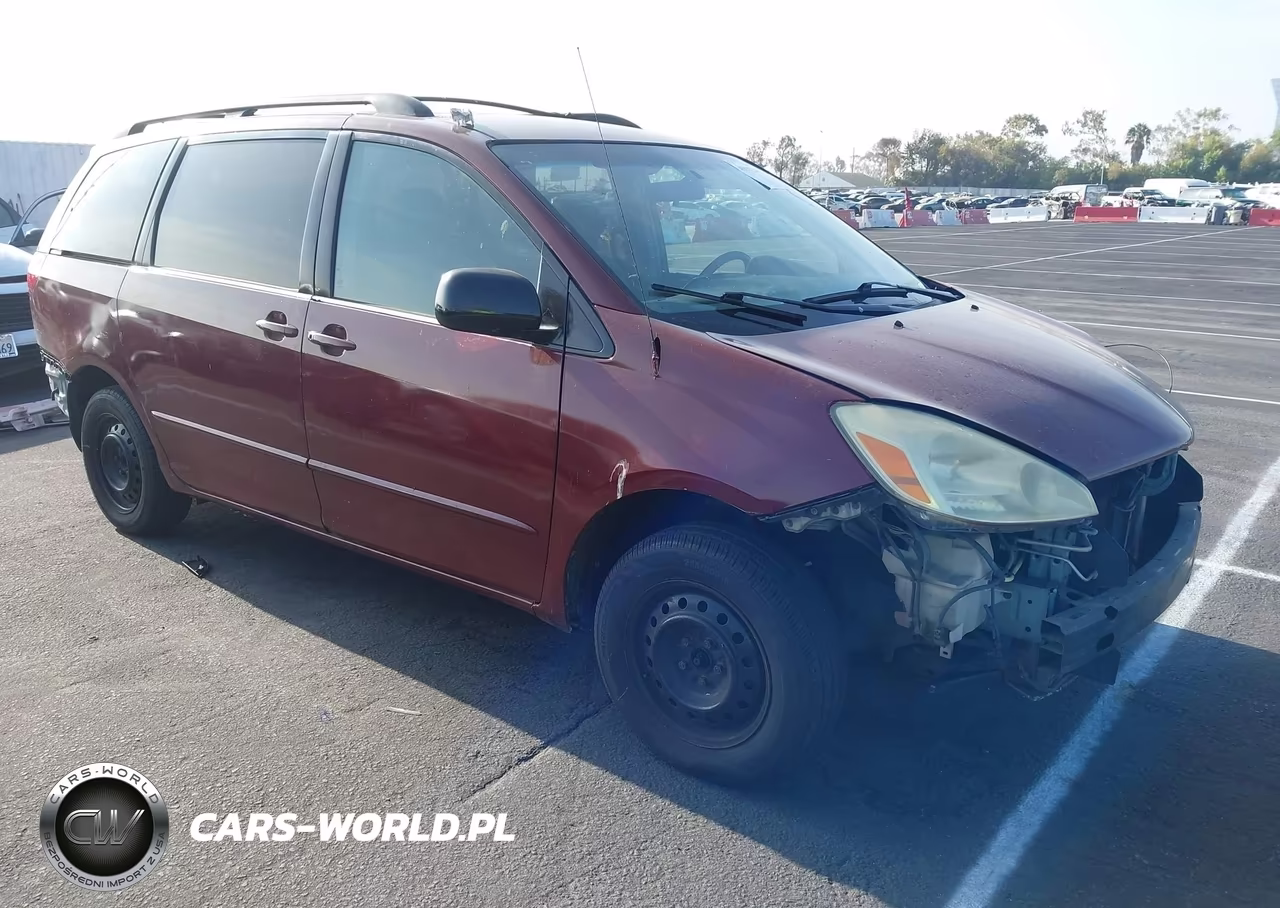 2004 Toyota Sienna Le – zdjęcie 1 z 17