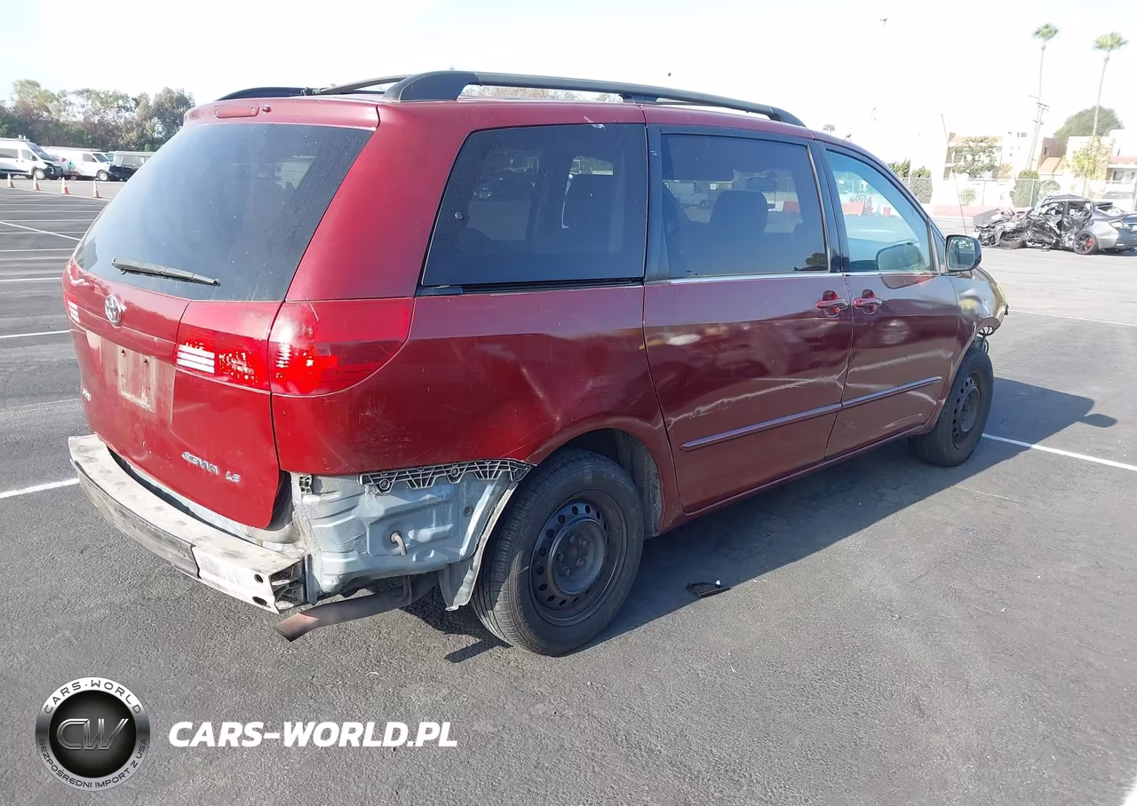 2004 Toyota Sienna Le VIN:5TDZA23C04S214382 - 4