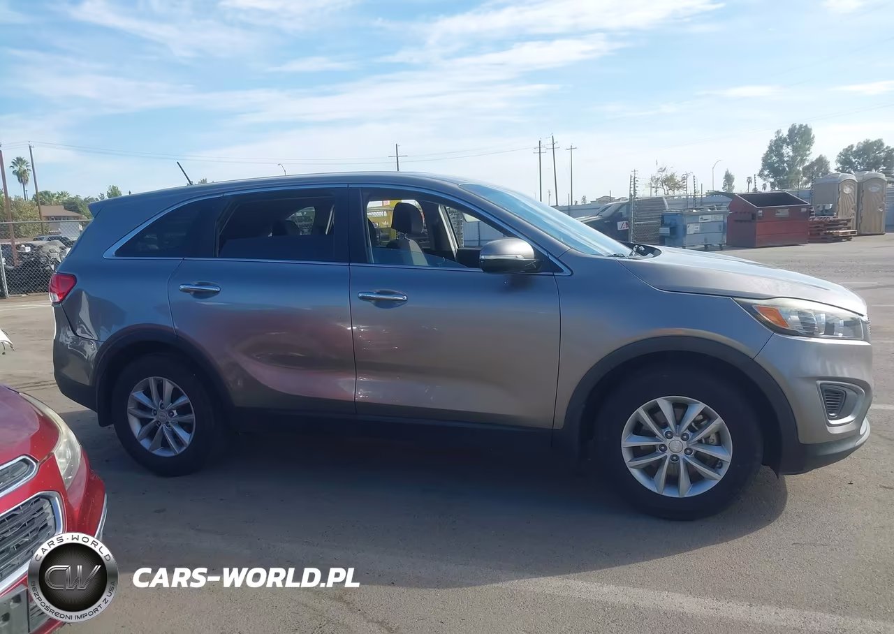 2017 Kia Sorento 2.4L L VIN:5XYPG4A31HG288370 - 13