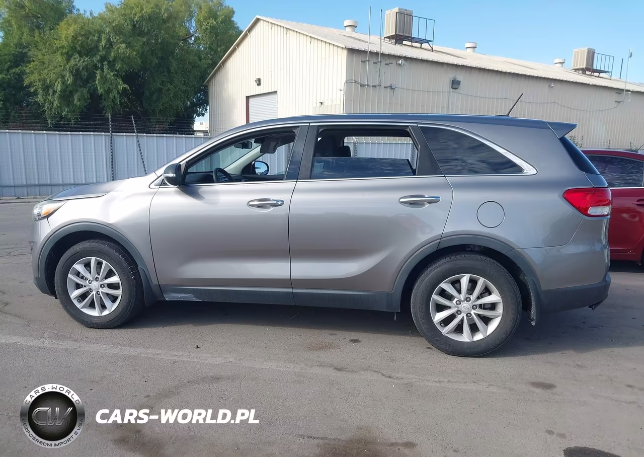 2017 Kia Sorento 2.4L L VIN:5XYPG4A31HG288370 - 14