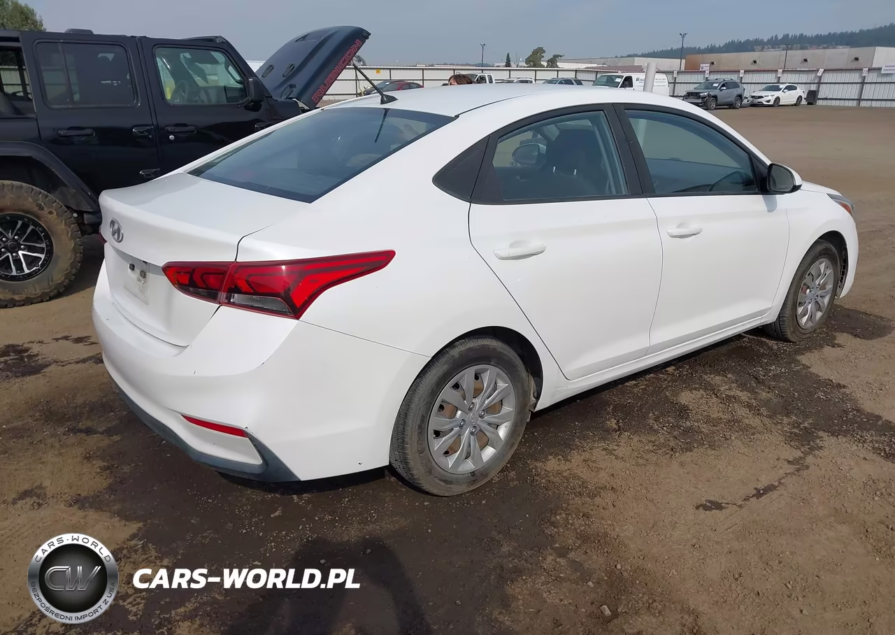 2019 Hyundai Accent Se VIN:3KPC24A39KE042409 - 4