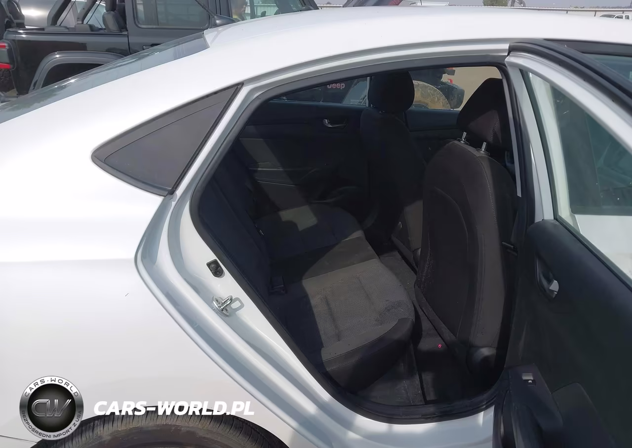 2019 Hyundai Accent Se VIN:3KPC24A39KE042409 - 8
