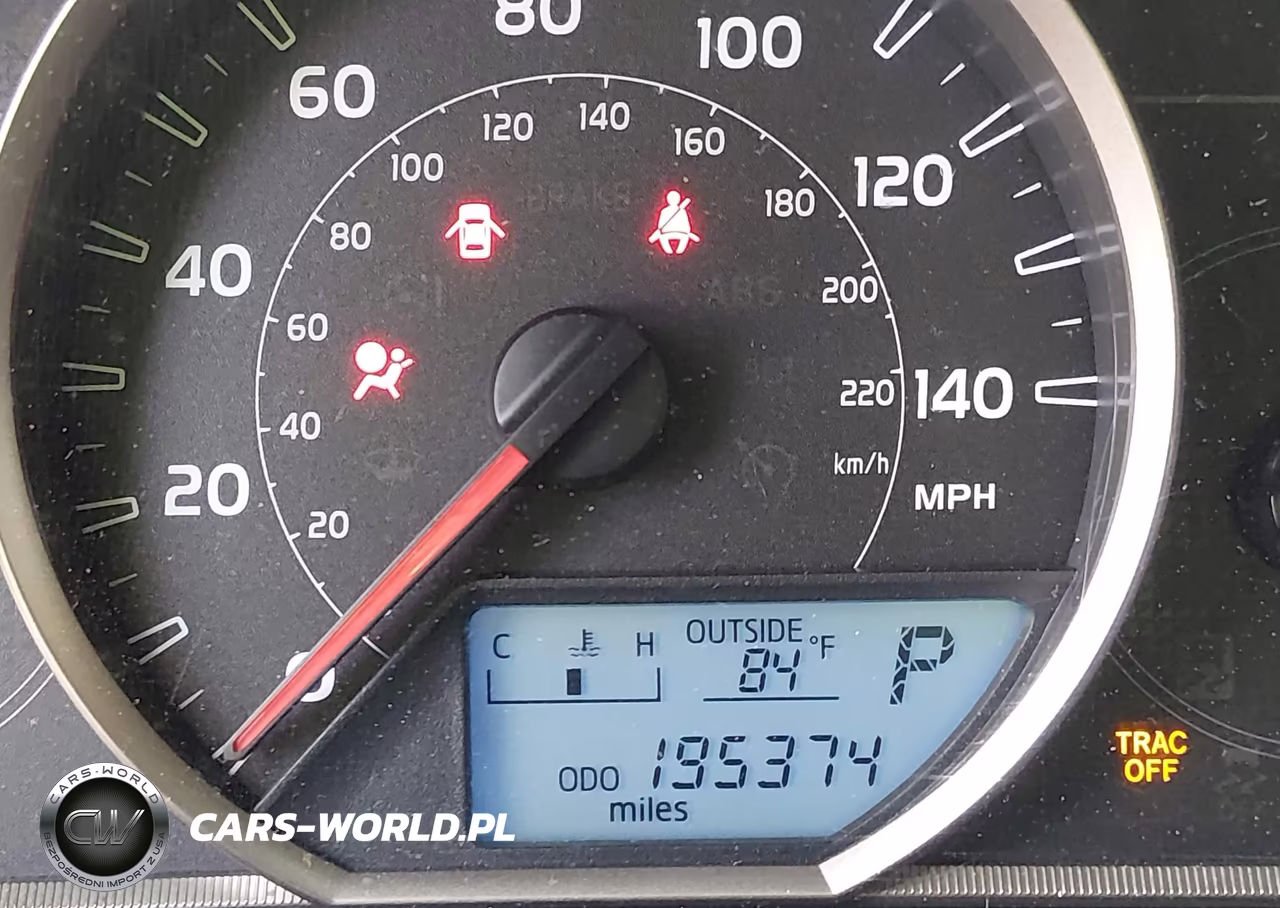 2015 Toyota Rav4 Le VIN:JTMZFREV9FJ040112 - 16