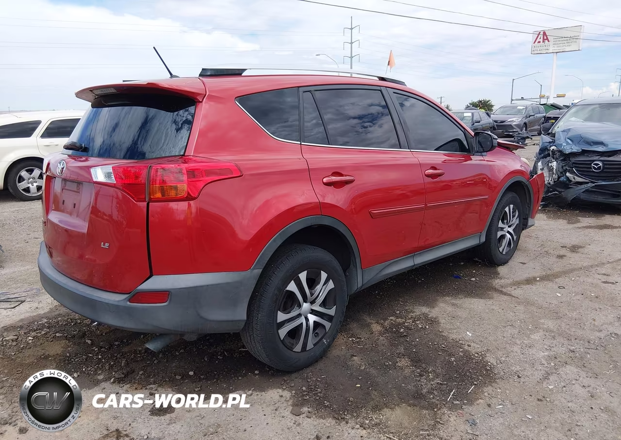 2015 Toyota Rav4 Le VIN:JTMZFREV9FJ040112 - 4