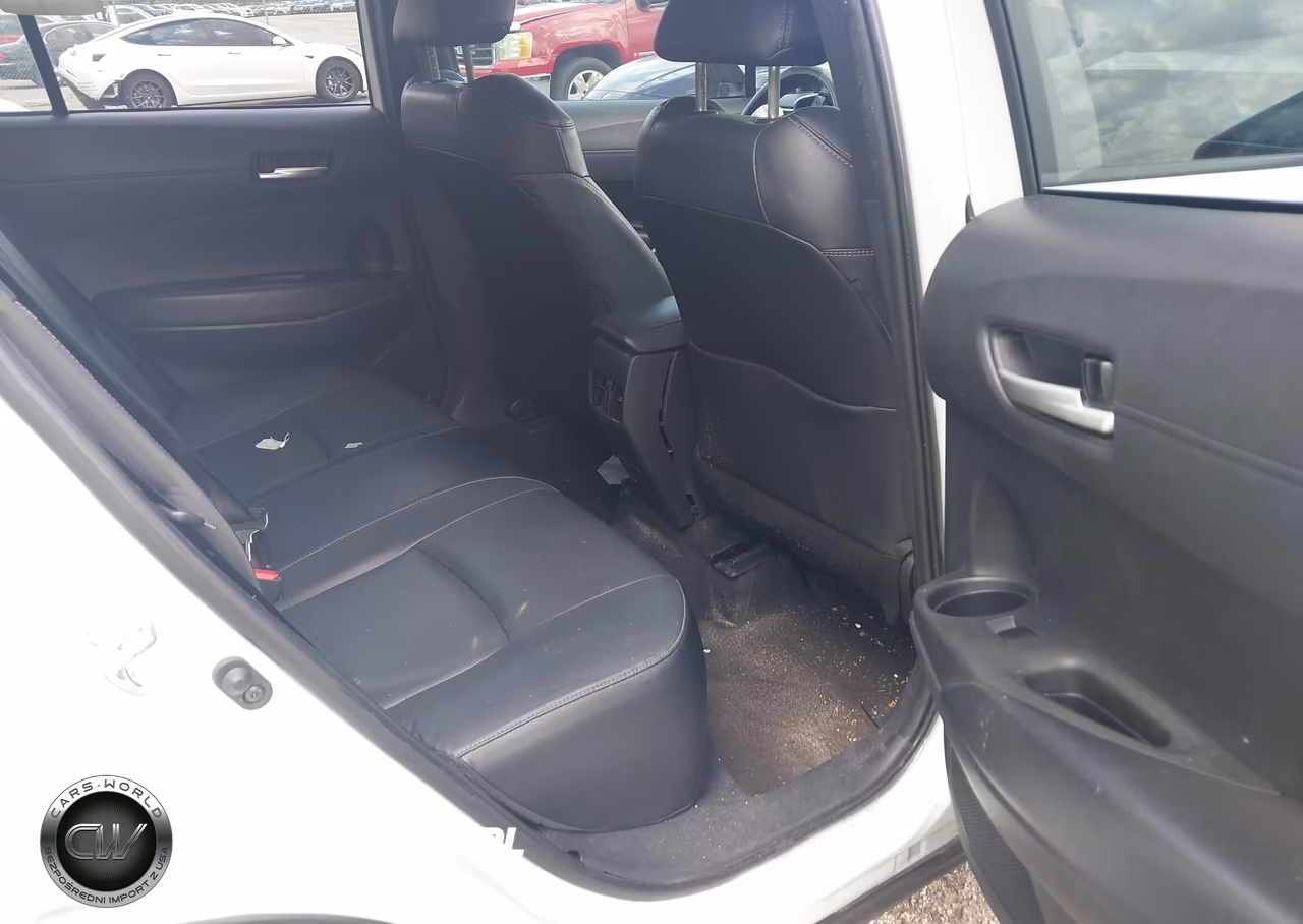 2022 Toyota Corolla Cross Xle VIN:7MUDAAAGXNV002817 - 8