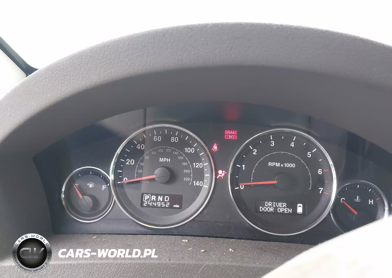 2009 Jeep Grand Cherokee Laredo VIN:1J8GS48K49C557570 - 7