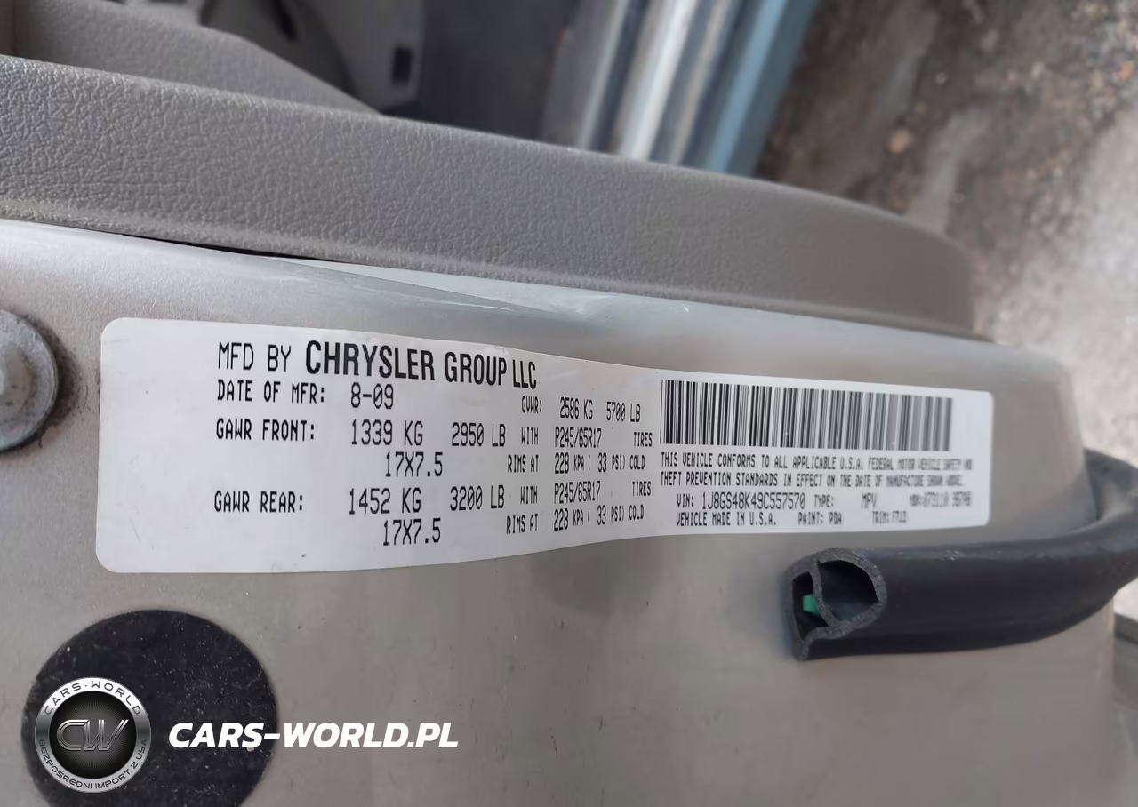 2009 Jeep Grand Cherokee Laredo VIN:1J8GS48K49C557570 - 9
