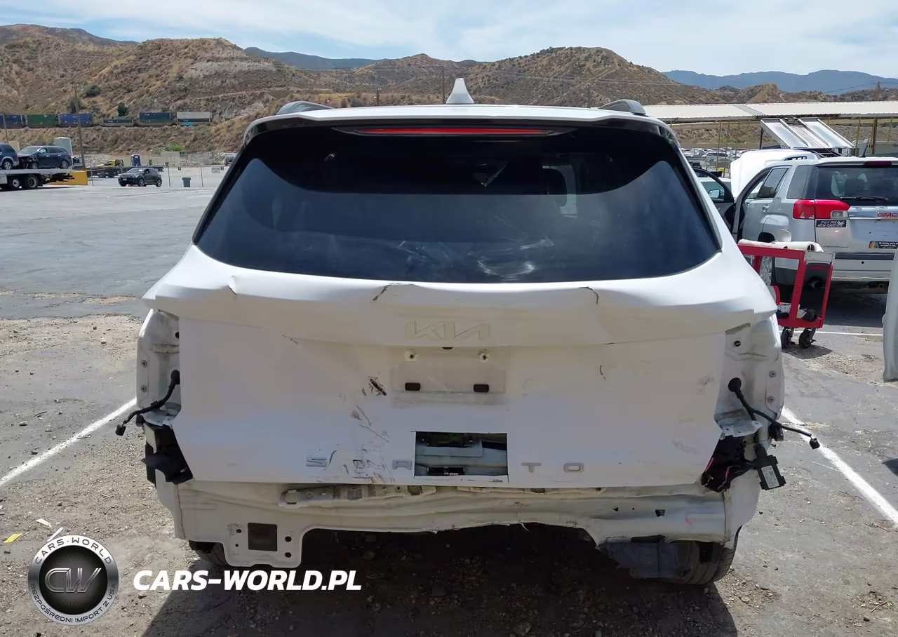 2022 Kia Sorento S VIN:5XYRL4LC6NG152121 - 17