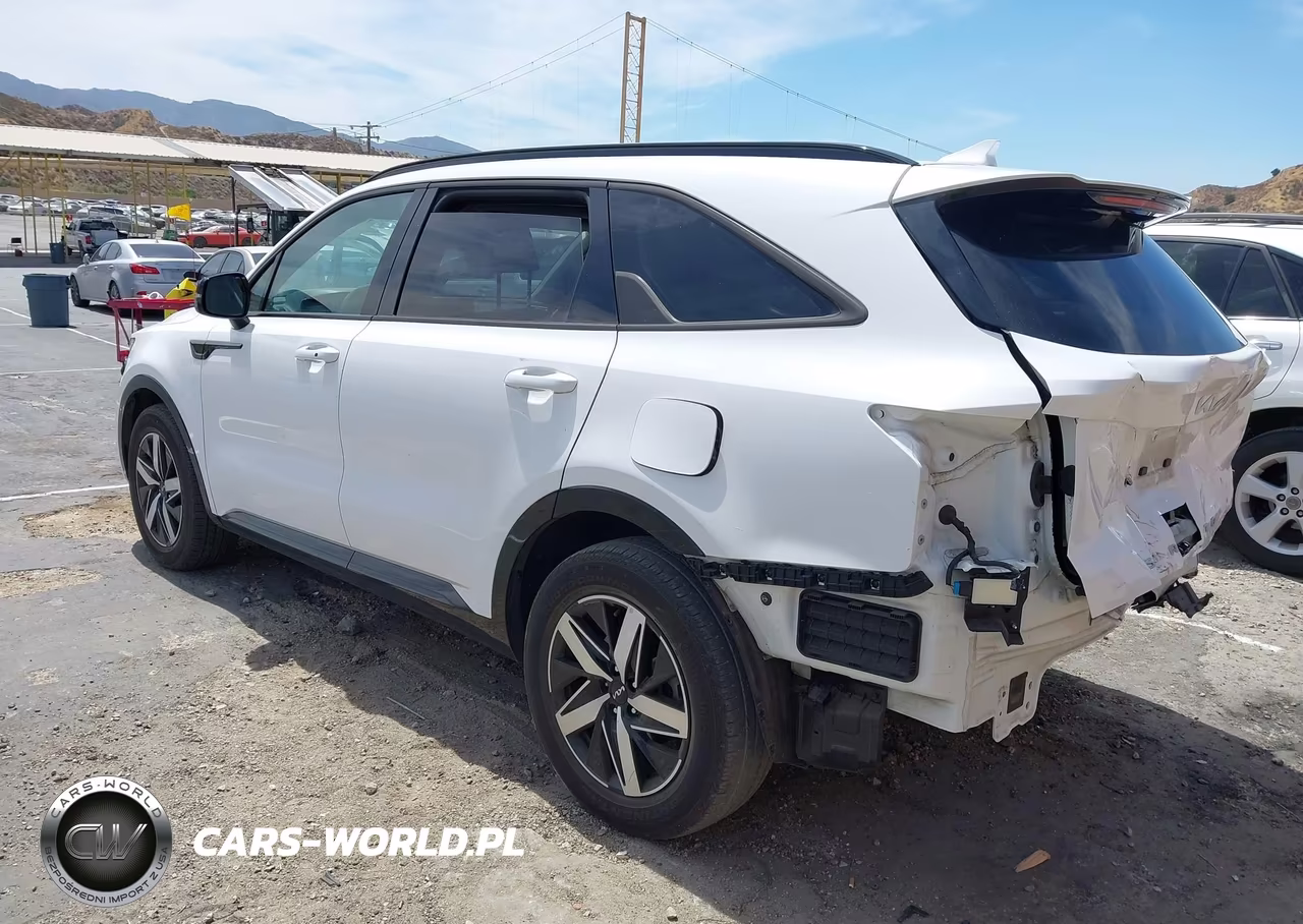 2022 Kia Sorento S VIN:5XYRL4LC6NG152121 - 3