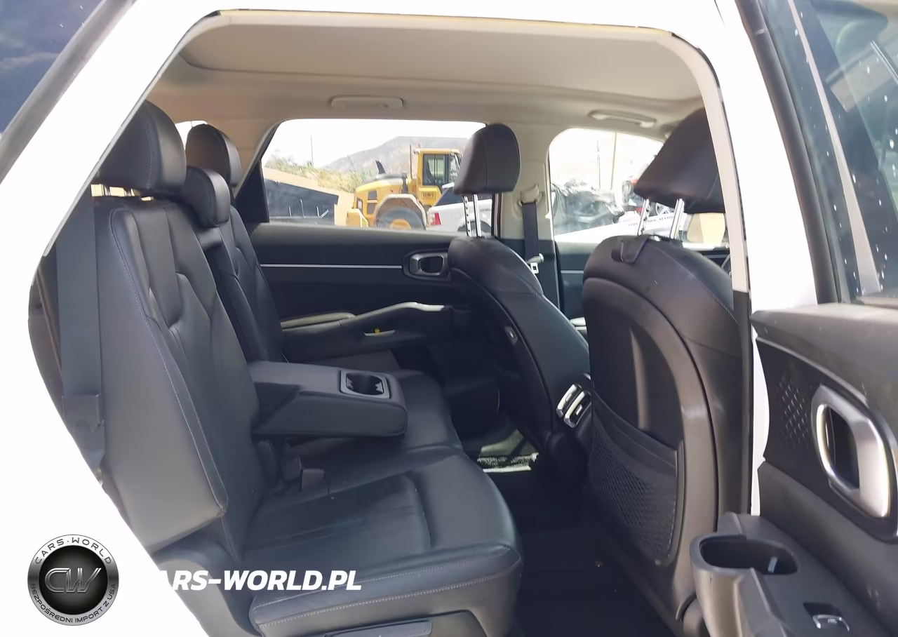 2022 Kia Sorento S VIN:5XYRL4LC6NG152121 - 8