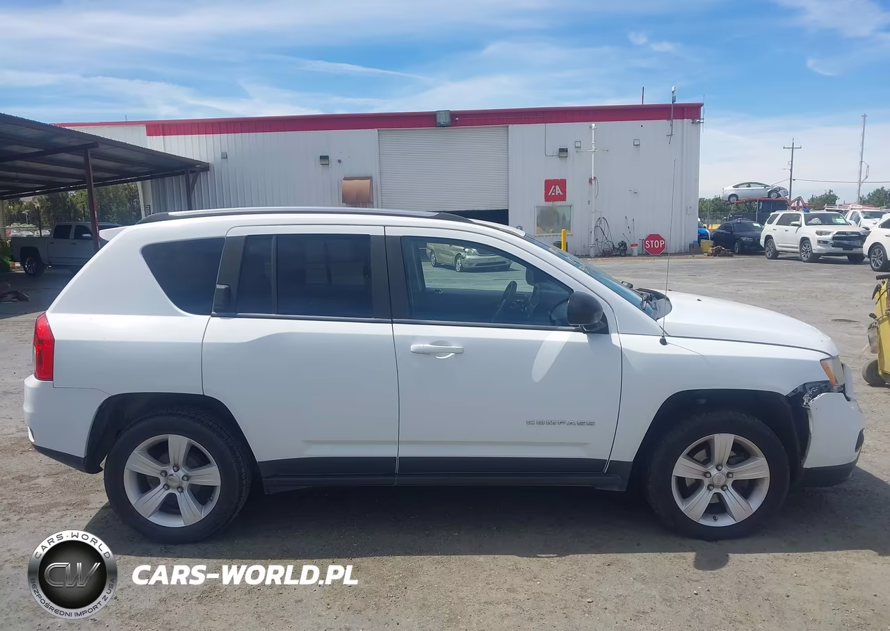 2012 Jeep Compass Sport VIN:1C4NJCBA4CD557498 - 13