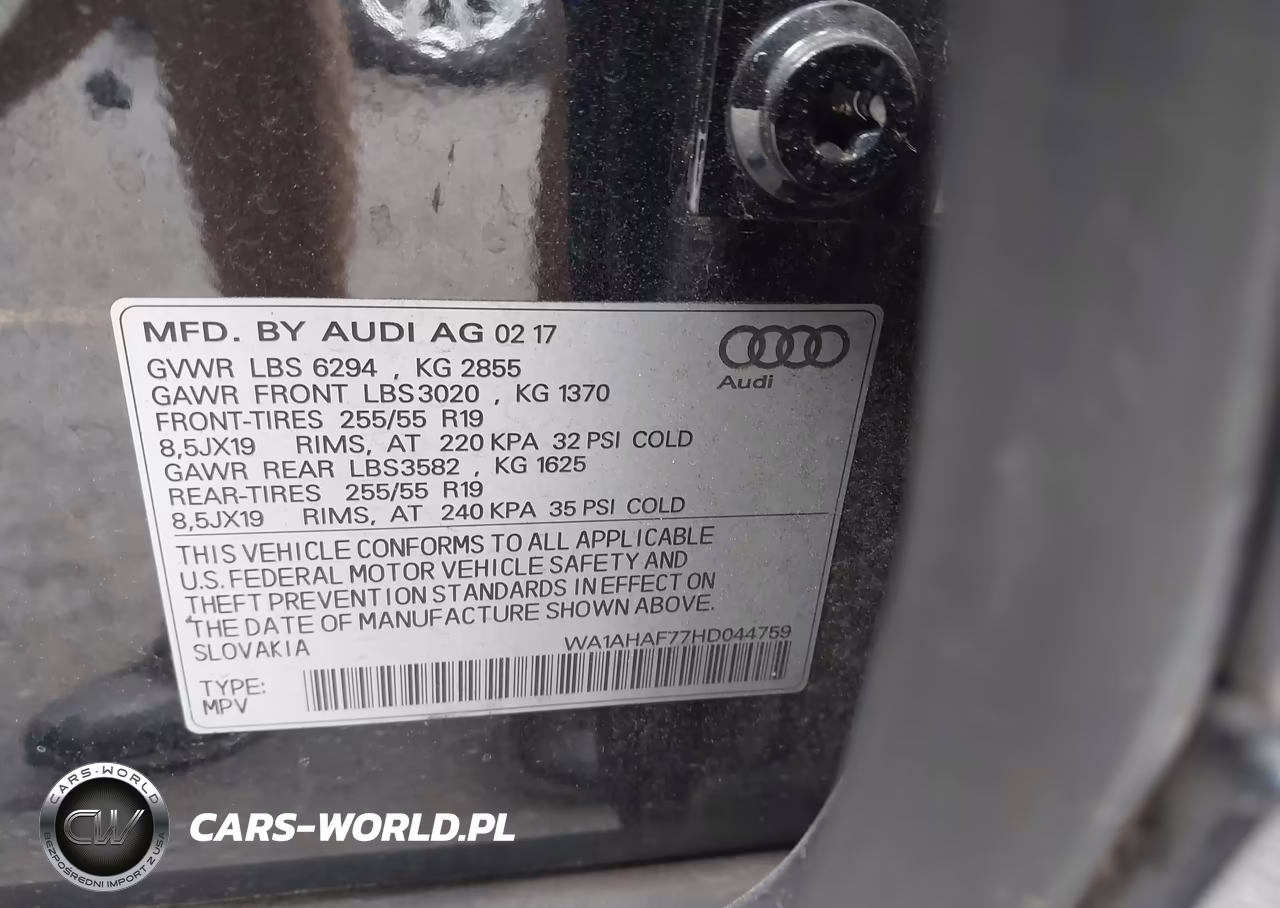 2017 Audi Q7 2.0T Premium VIN:WA1AHAF77HD044759 - 9