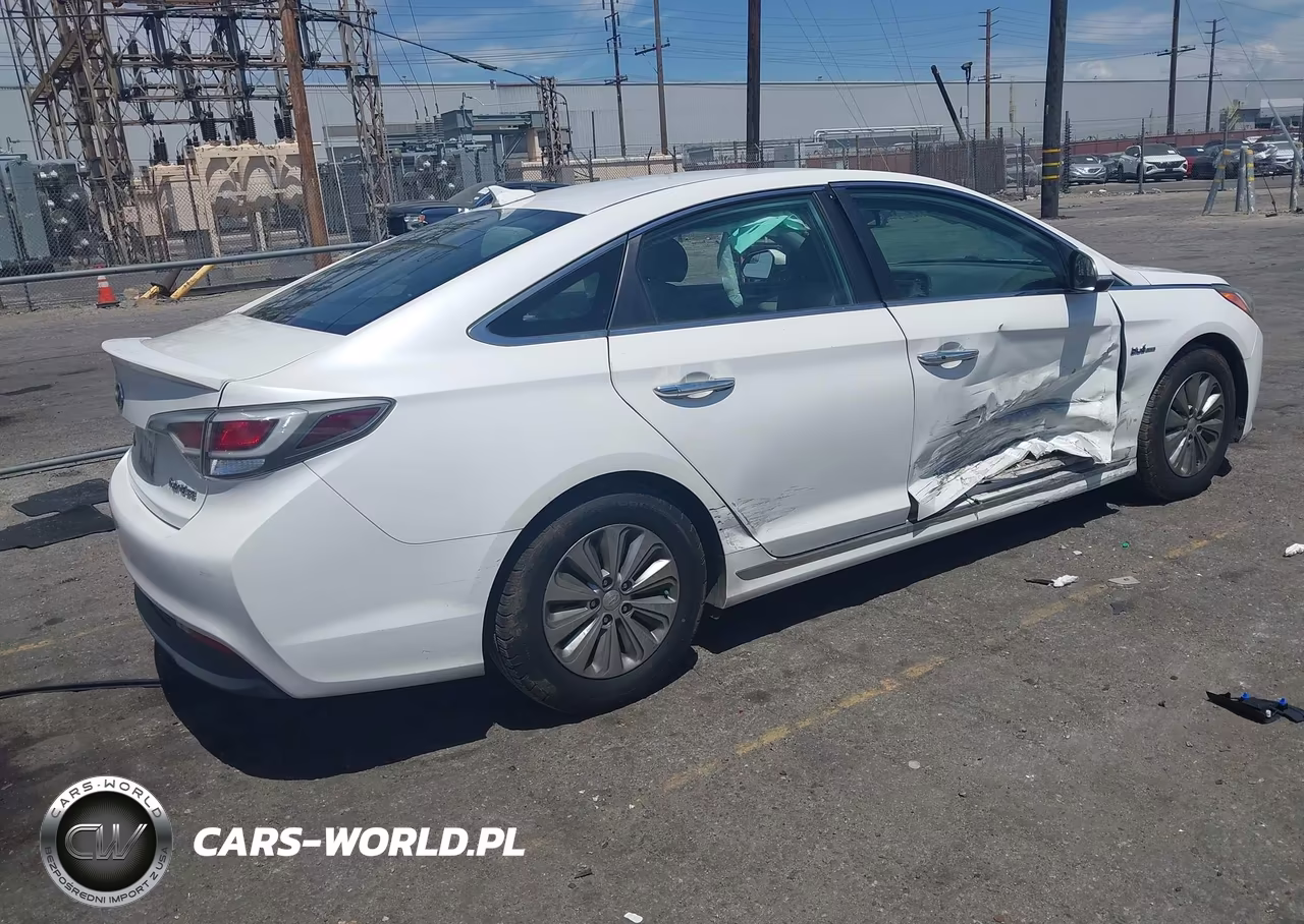 2016 Hyundai Sonata Hybrid Se VIN:KMHE24L18GA041956 - 4