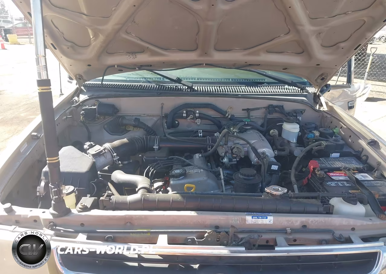 1999 Toyota Tacoma VIN:4TAVL52N7XZ400772 - 10