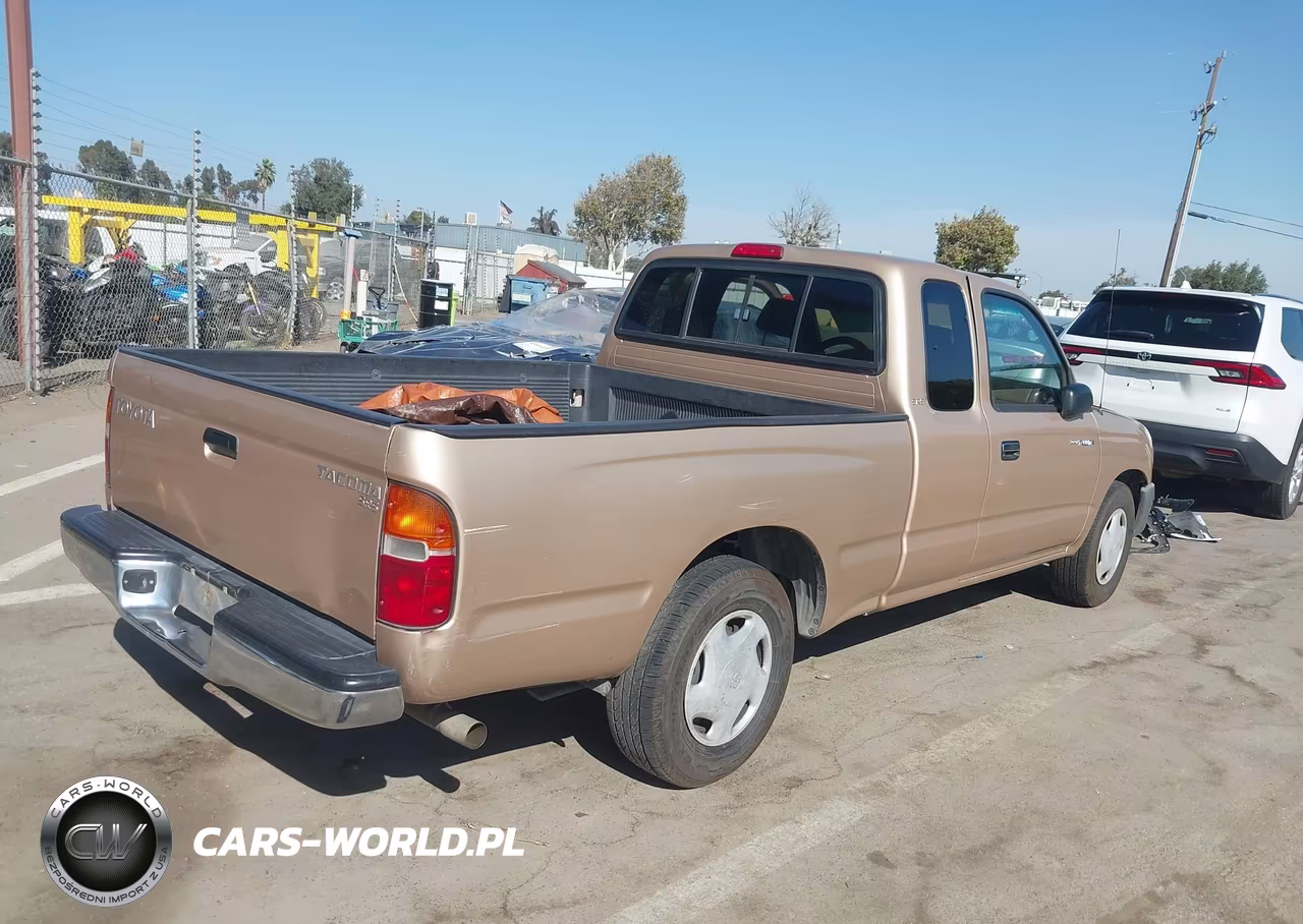 1999 Toyota Tacoma VIN:4TAVL52N7XZ400772 - 4