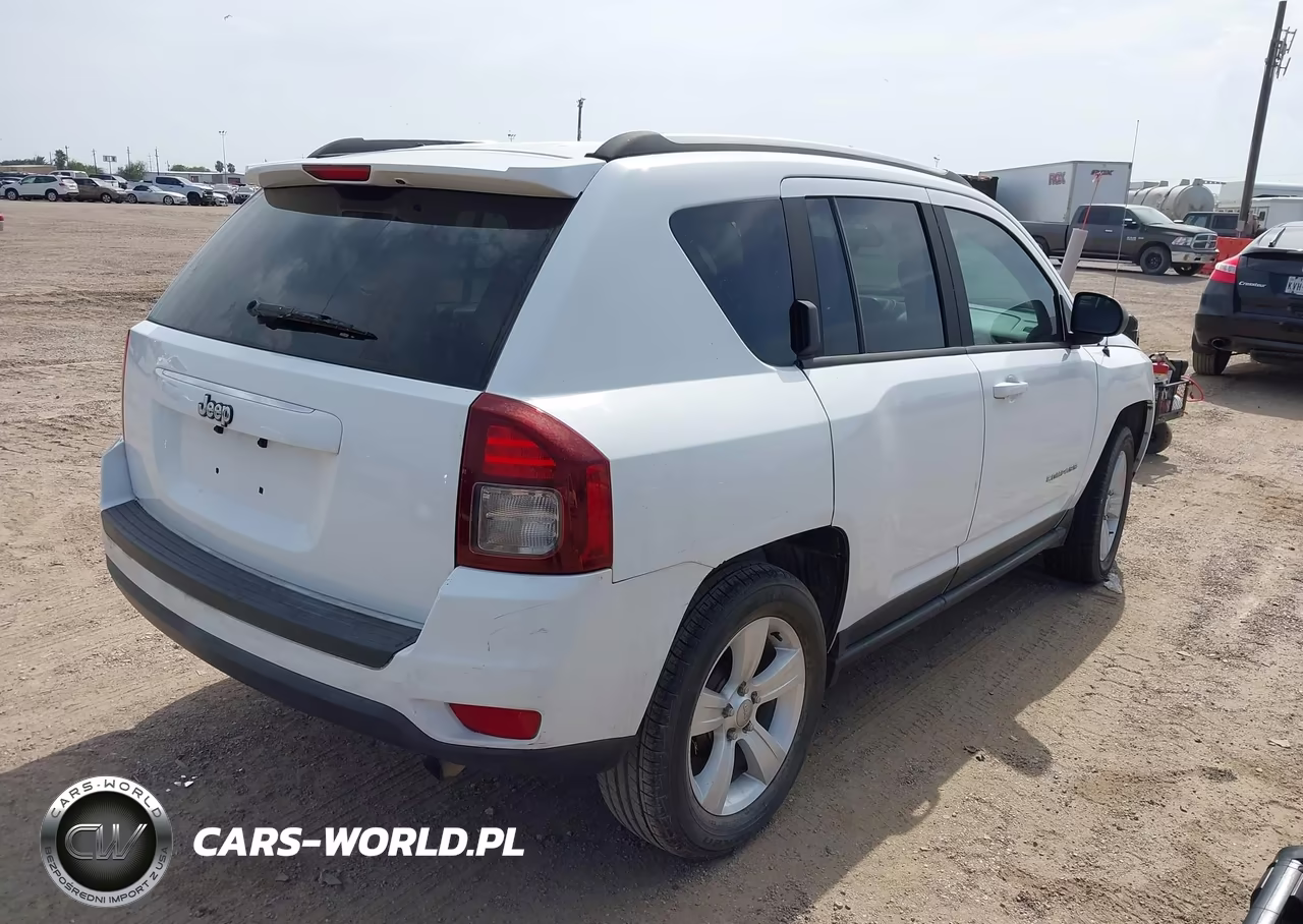 2014 Jeep Compass Sport VIN:1C4NJCBAXED602415 - 4
