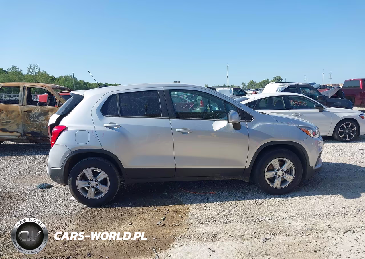 2020 Chevrolet Trax Fwd Ls VIN:3GNCJKSB0LL281168 - 13