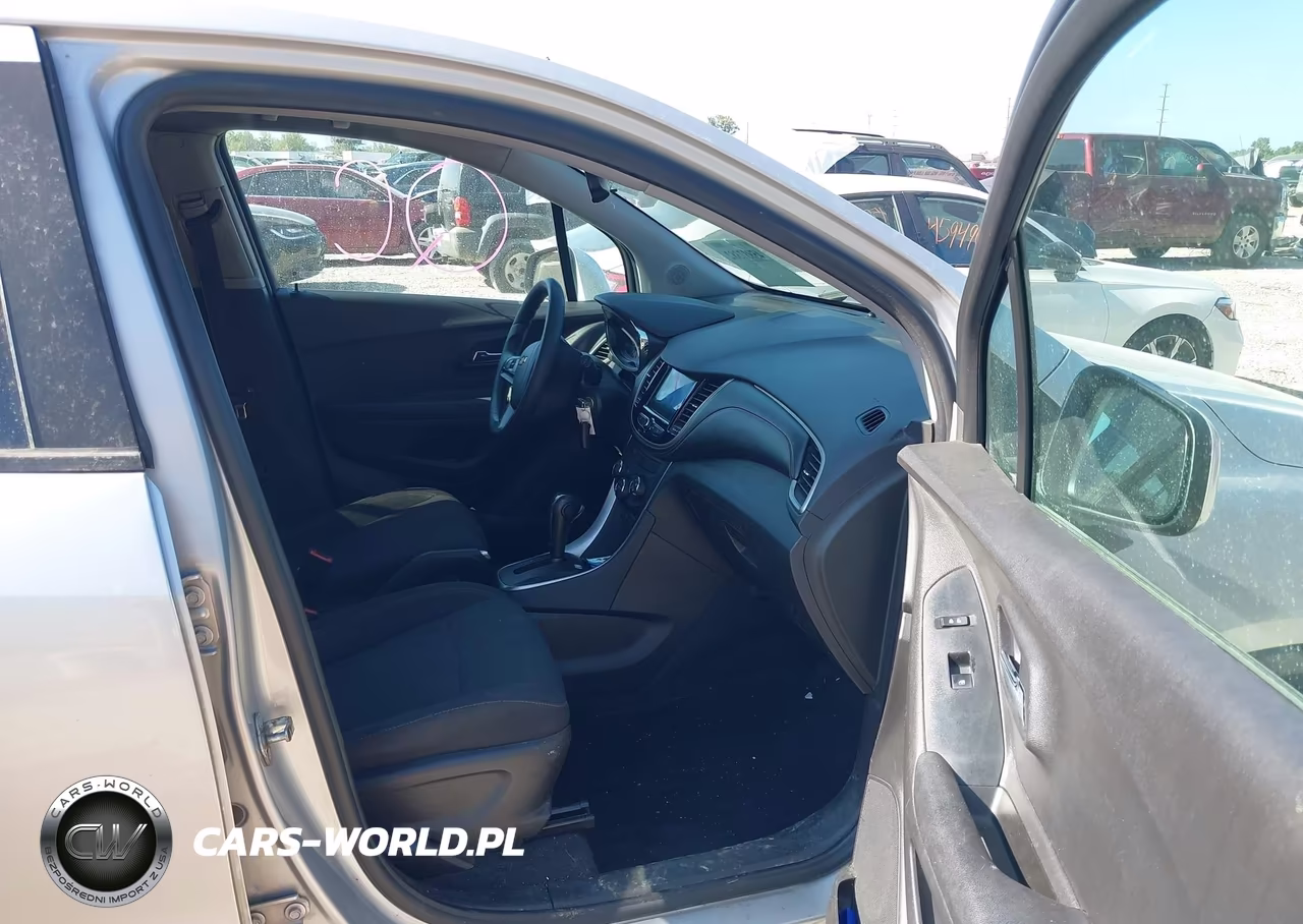 2020 Chevrolet Trax Fwd Ls VIN:3GNCJKSB0LL281168 - 5