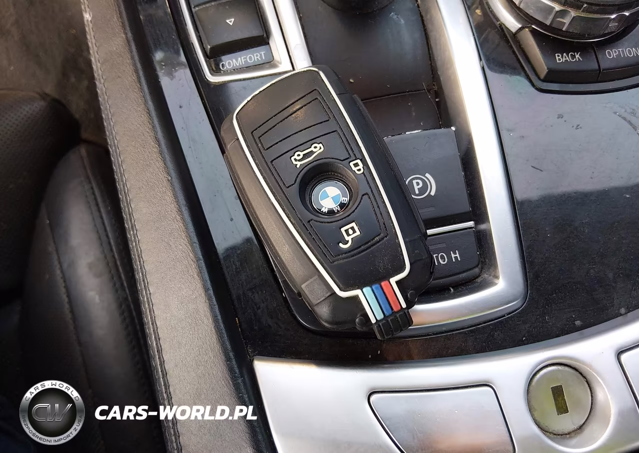 2011 BMW 750Li VIN:WBAKB8C58BCY66374 - 11