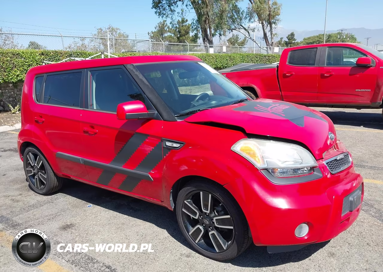 2011 Kia Soul +