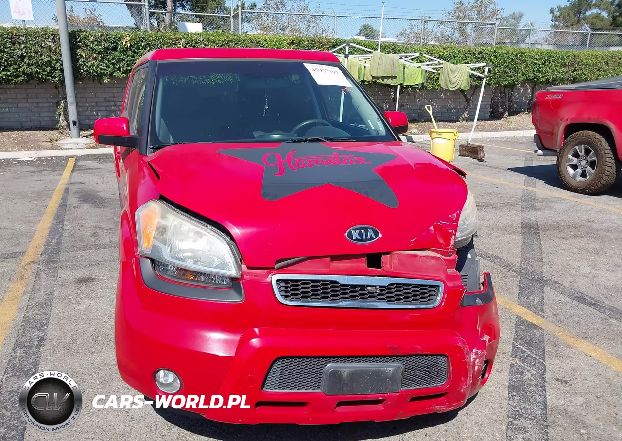 2011 Kia Soul + VIN:KNDJT2A27B7292229 - 14