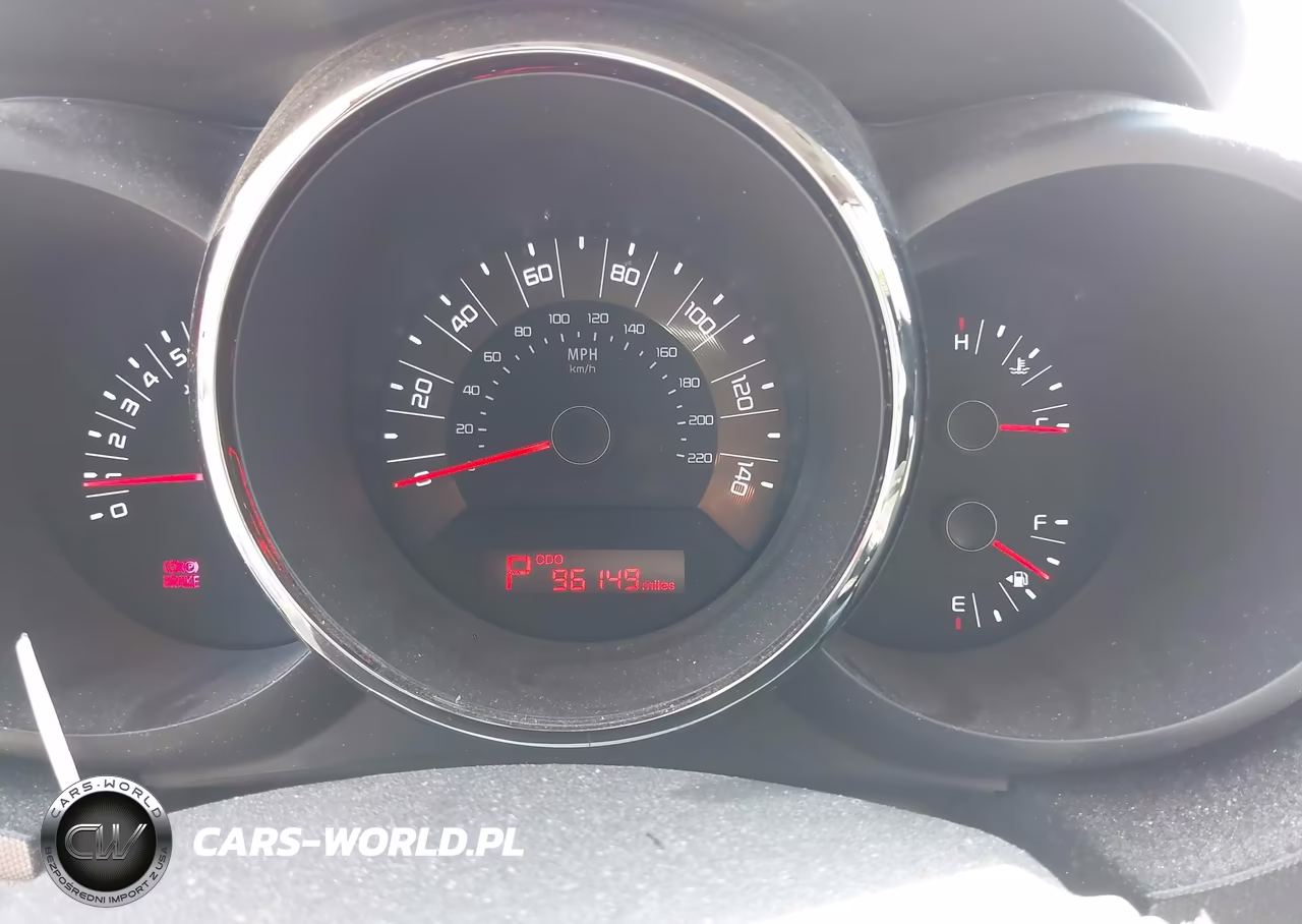 2011 Kia Soul + VIN:KNDJT2A27B7292229 - 7
