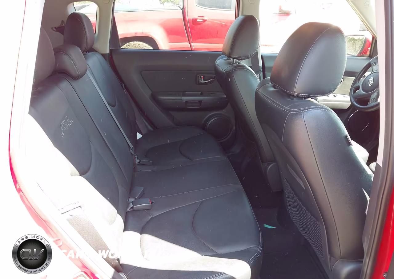 2011 Kia Soul + VIN:KNDJT2A27B7292229 - 8