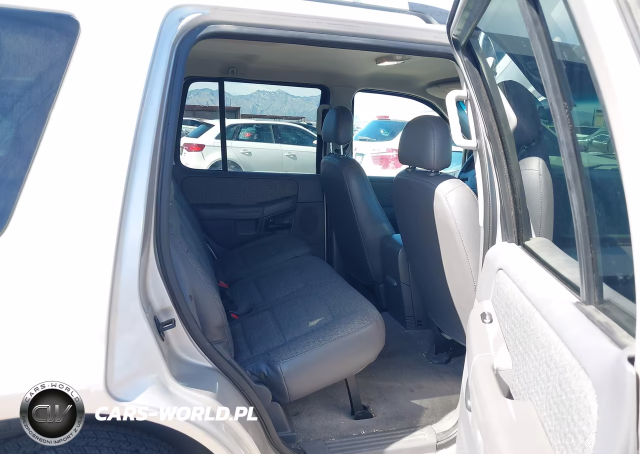 2002 Ford Explorer Xls VIN:1FMZU72K82UD62202 - 8